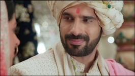 Yeh Jhuki Jhuki Si Nazar - 22nd April 2022